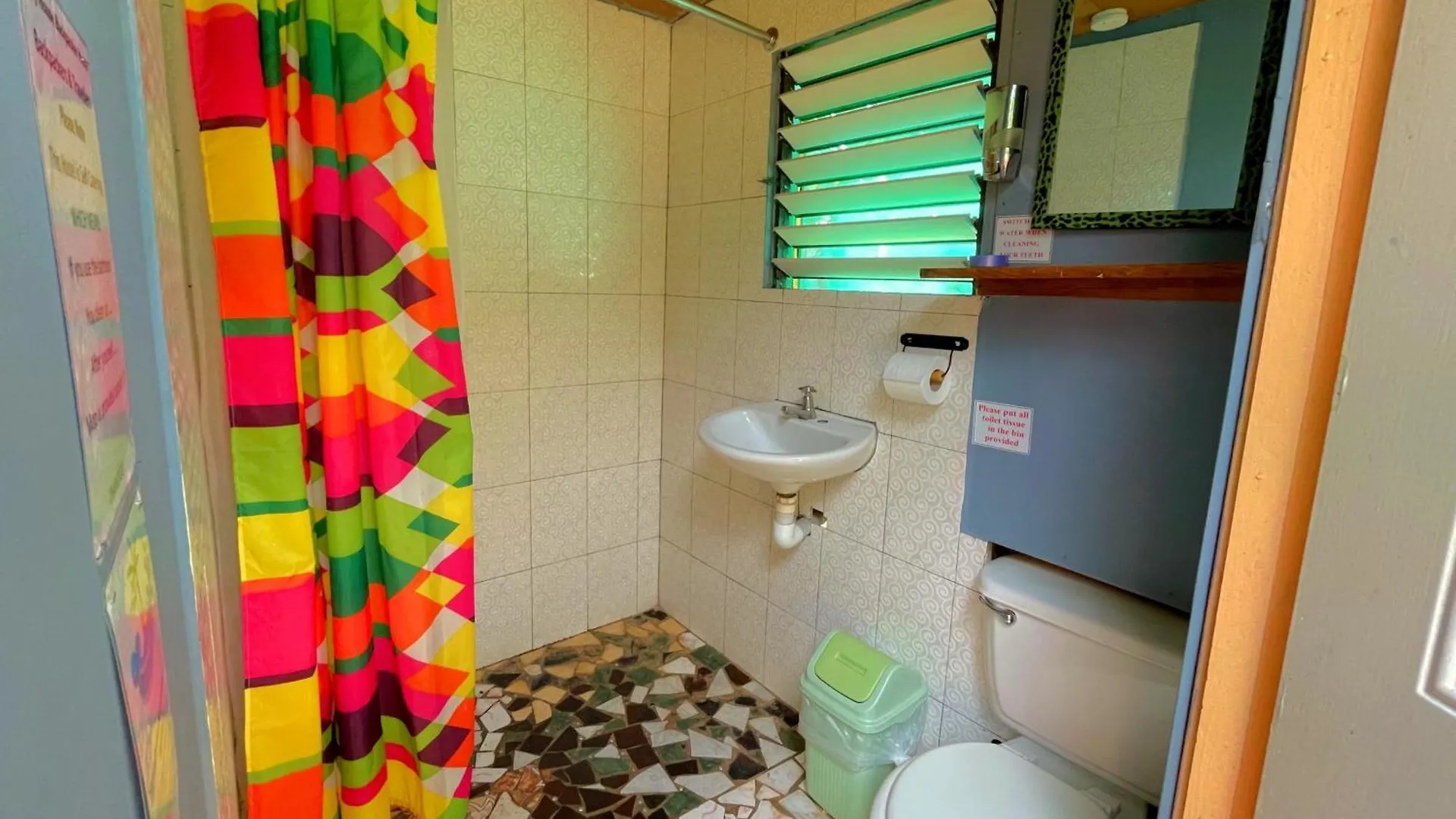 Judy House Cottages And Rooms Hostel