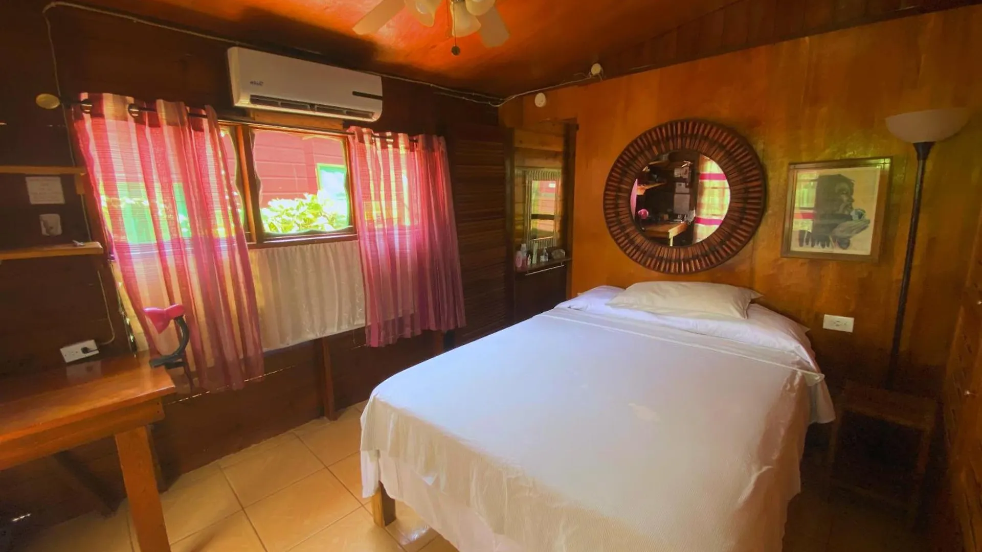 Judy House Cottages And Rooms 0*, Negril